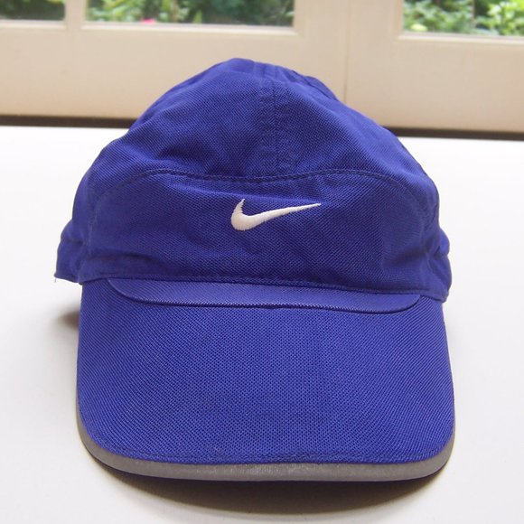 nike featherlight women's running cap